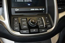 2015款长安逸动1.6L手动尊贵型