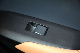 2015款雷克萨斯NX200