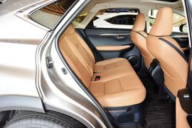 2015款雷克萨斯NX200