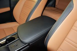 2015款雷克萨斯NX200