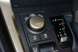 2015款雷克萨斯NX200