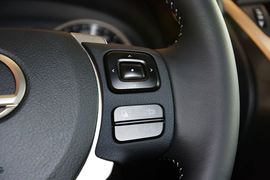 2015款雷克萨斯NX200