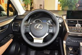 2015款雷克萨斯NX200