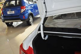 2012款长安悦翔V3