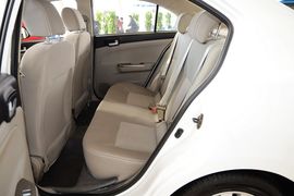 2012款长安悦翔V3