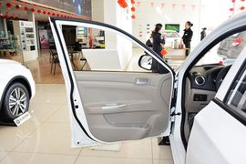 2012款长安悦翔V3