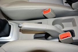 2012款长安悦翔V3