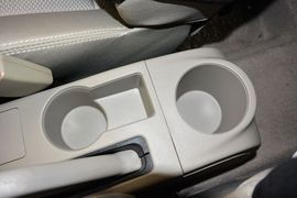 2012款长安悦翔V3