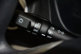 2012款长安悦翔V3