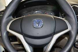 2012款长安悦翔V3