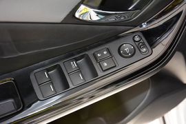 2015款本田思铂睿2.4L豪华版