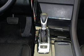 2015款本田思铂睿2.4L豪华版