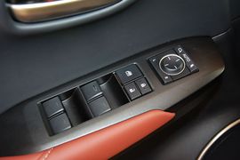 2015款雷克萨斯NX200t全驱锋尚版