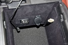 2015款雷克萨斯NX200t全驱锋尚版