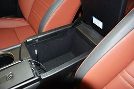 2015款雷克萨斯NX200t全驱锋尚版