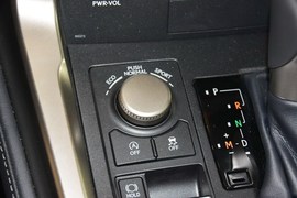 2015款雷克萨斯NX200t全驱锋尚版