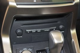 2015款雷克萨斯NX200t全驱锋尚版