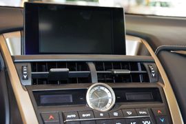 2015款雷克萨斯NX200t全驱锋尚版