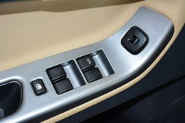 2014款海马福美来M5