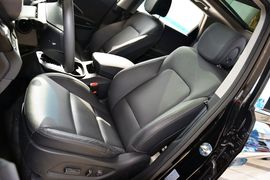 2013款现代格锐3.0L手自一体舒适版