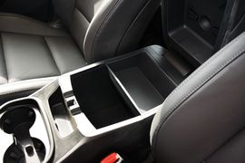 2013款现代格锐3.0L手自一体舒适版