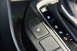 2013款现代格锐3.0L手自一体舒适版
