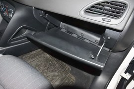 2015款菲亚特菲翔1.4T手动悦享版