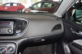 2015款菲亚特菲翔1.4T手动悦享版