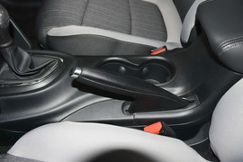 2015款菲亚特菲翔1.4T手动悦享版