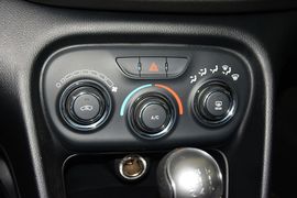 2015款菲亚特菲翔1.4T手动悦享版