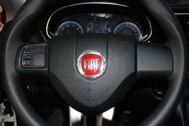 2015款菲亚特菲翔1.4T手动悦享版