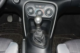 2015款菲亚特菲翔1.4T手动悦享版