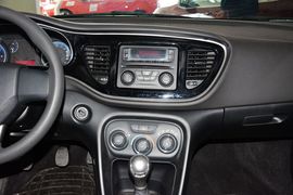 2015款菲亚特菲翔1.4T手动悦享版