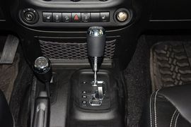 2015款Jeep牧马人3.0L撒哈拉