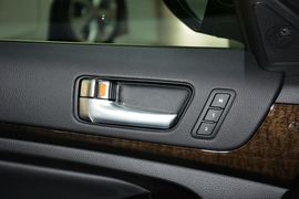 2013款起亚凯尊2.4L精英型