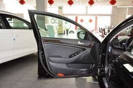 2013款起亚凯尊2.4L精英型