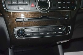 2013款起亚凯尊2.4L精英型