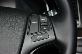 2013款起亚凯尊2.4L精英型