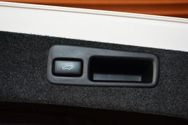 2013款雷克萨斯RX270典雅版