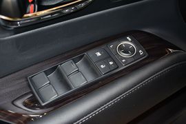 2013款雷克萨斯RX270典雅版