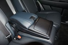 2013款雷克萨斯RX270典雅版