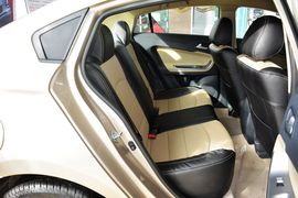 2014款海马福美来M5