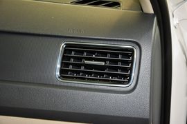 2015款斯柯达昕锐1.6L手动智选型