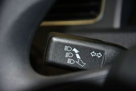 2015款斯柯达昕锐1.6L手动智选型