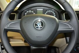 2015款斯柯达昕锐1.6L手动智选型