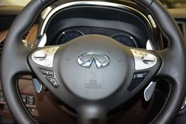 2013款英菲尼迪QX70