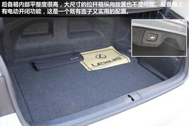 成都雷克萨斯ES300h试驾实拍