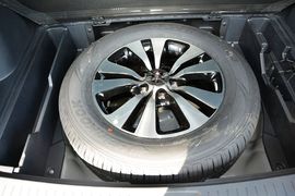 2013款起亚狮跑2.0L