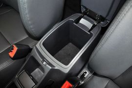 2013款起亚狮跑2.0L