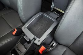 2013款起亚狮跑2.0L